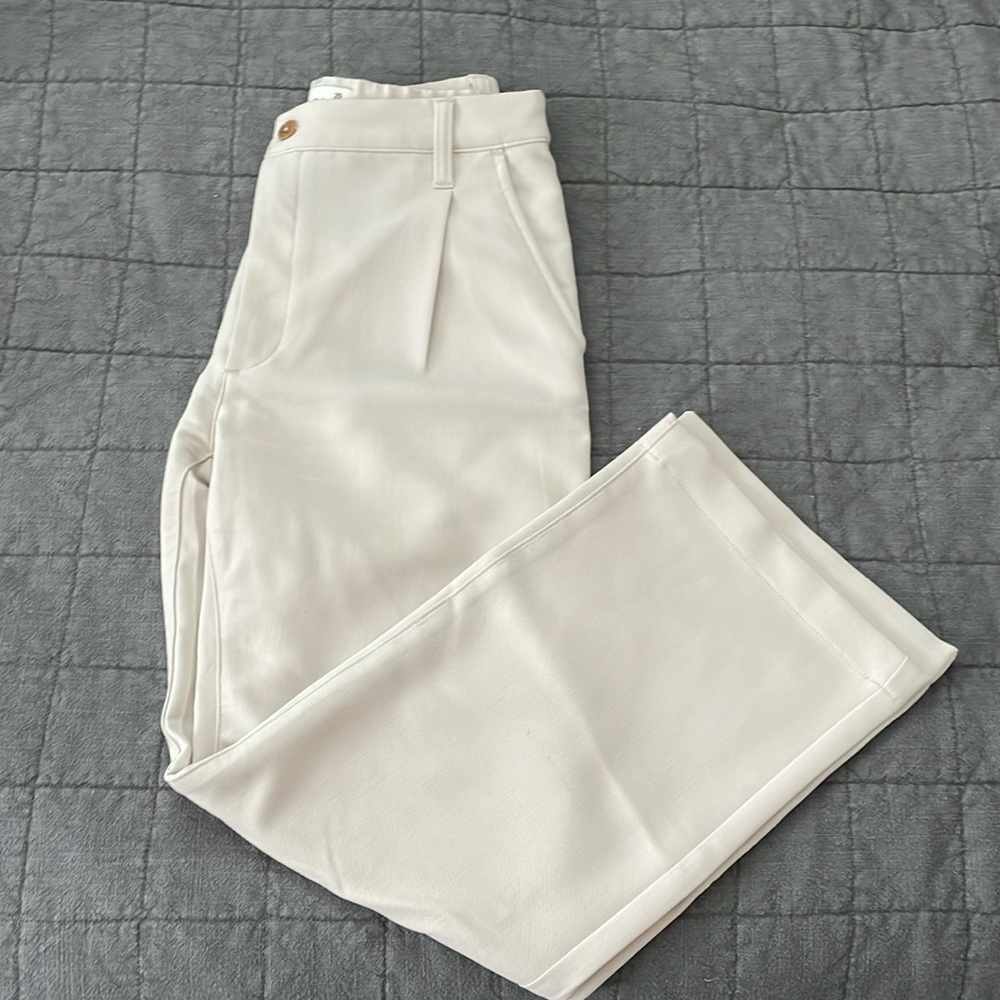 Abercrombie Asymmetrical Cream Trousers